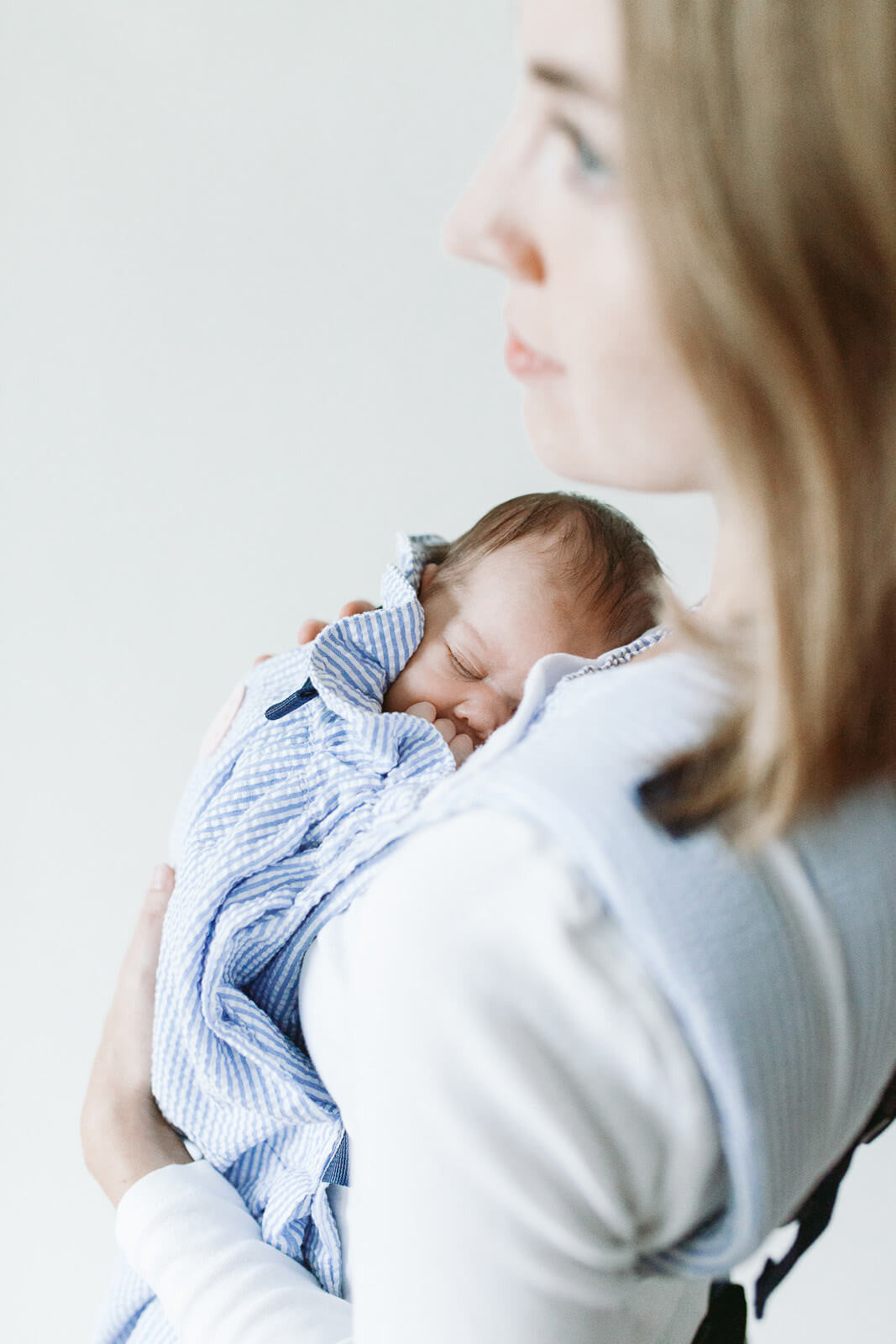 Baby wrap carrier for preemie cheap